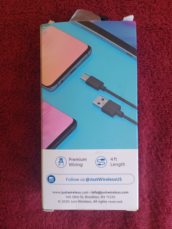 Just Wireless 4' TPU Type-C to USB-A Cable - Black gallery
