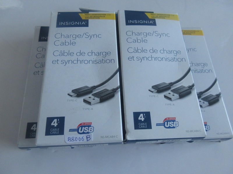 Lot of 5 Insignia 4ft. USB C Charge/Sync Cable NS-MCAB4-C gallery