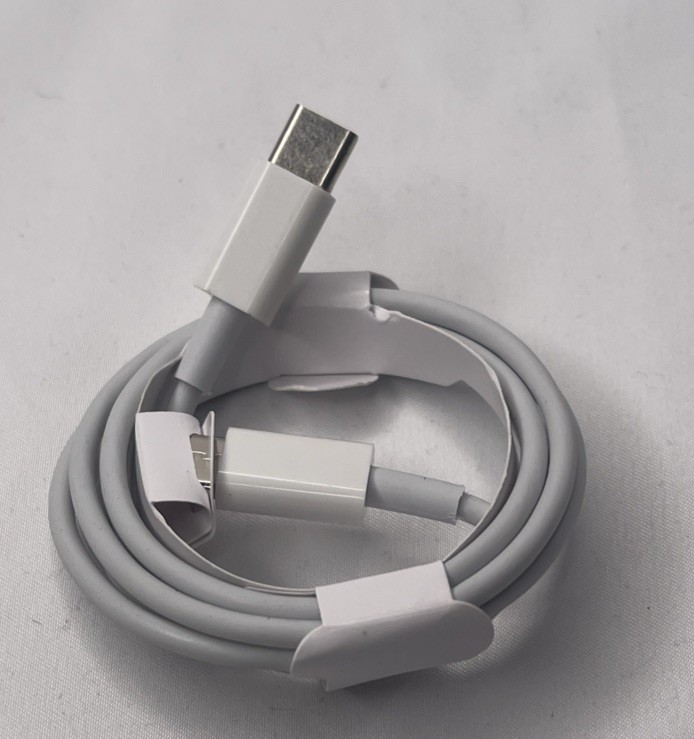 Apple 3ft. (1m) Lightning to USB Cable - White (3 Pack) gallery