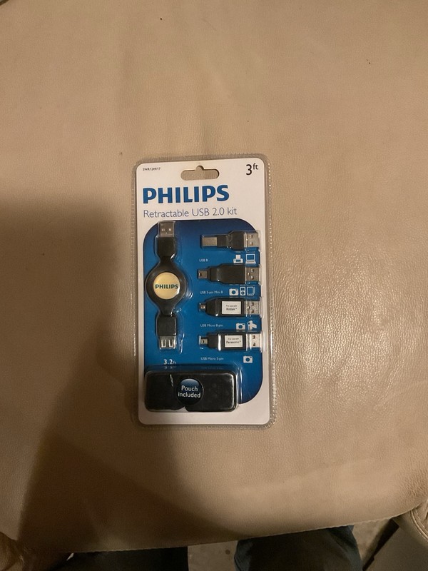 Philips 3ft Retractable Cord USB 2.0 Kit