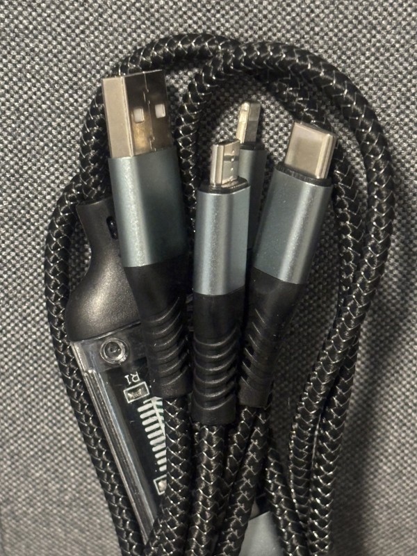 3-In-1 Charging Cable w/LED Display gallery
