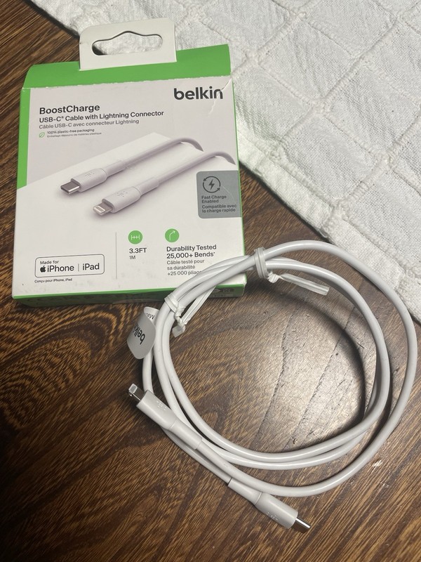 Belkin AP Boost Fast Charge USB-C/as Shown Cable, CAA003, White