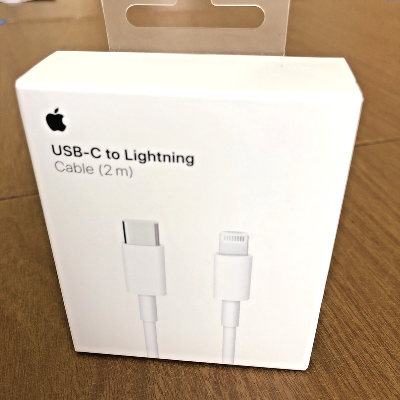 Apple USB-C To Lightning Cable (2m) A2441 new