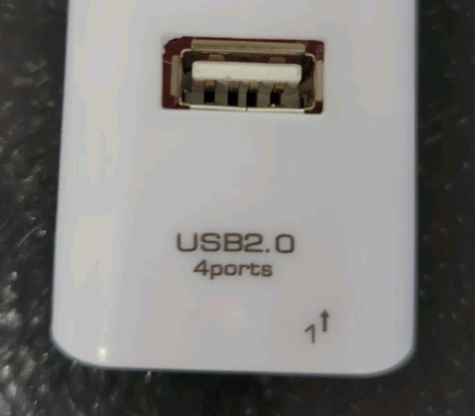 USB 4 Port Adapter HUB for PC 3.5" Compact and Portable gallery
