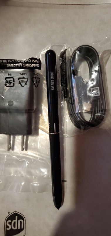 New Samsung OEM Tab S4 SPen, EP-TA20JWE, C type cable EP-DG950CBZ gallery