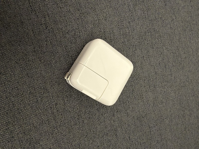 Lightning Chargers 2x USB C To lightning, 1x USB A To Lightning, 1x USB A Charge gallery