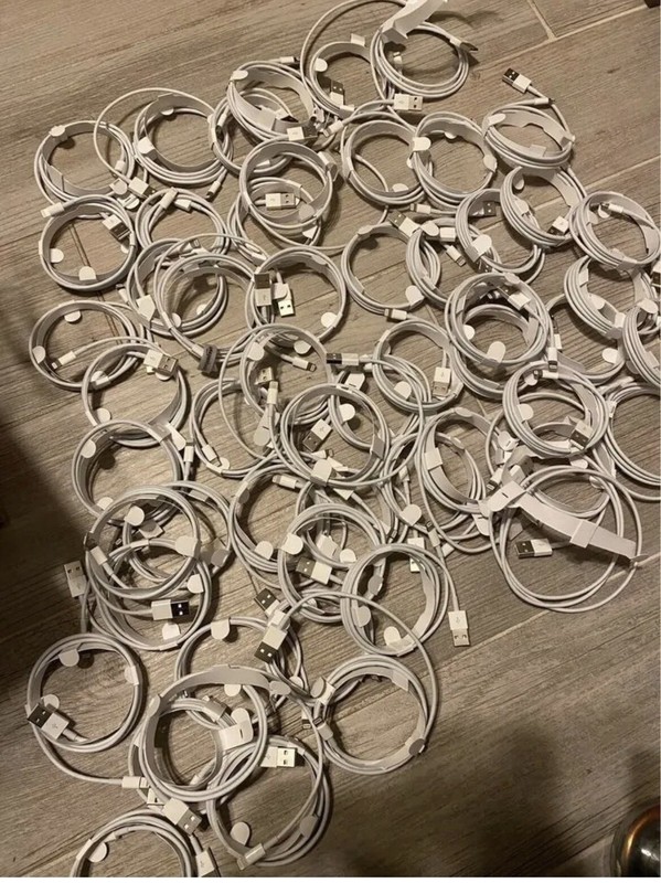 Lot Of 50 Apple 2m Lightning Cable