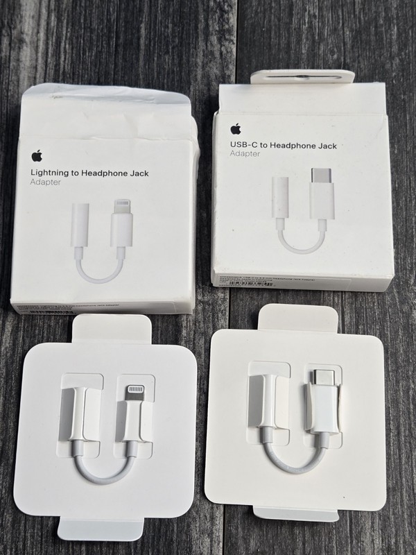 Lot Of 2: Apple USB-C to Headphone Jack Adapter A2049 & Lightning To Jack gallery