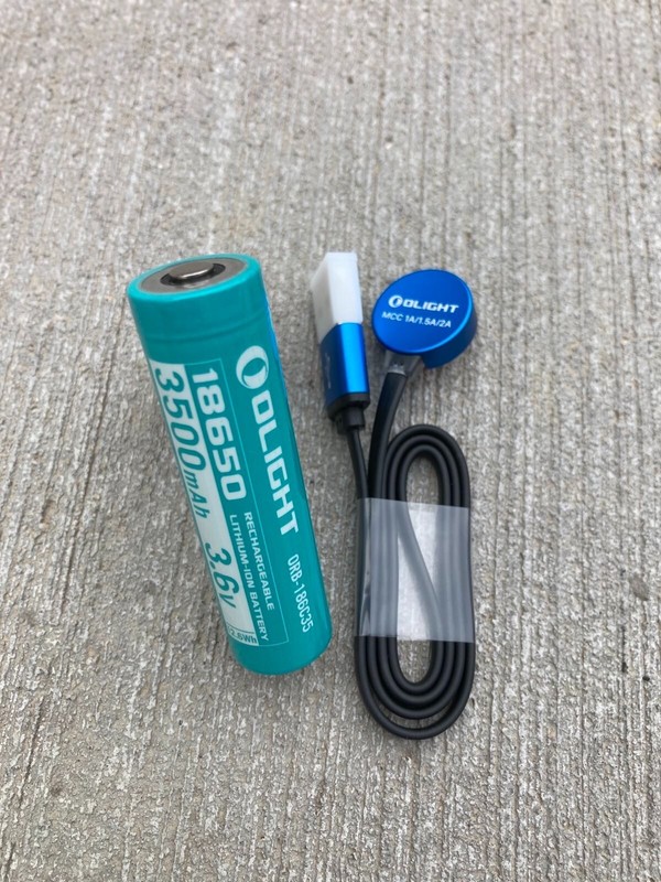 OLIGHT MCC3 Magnetic Charger USB Charging Cable with 18650 Battery 3500mAh