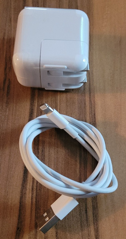 Apple iPhone iPad iPod 12W USB Power Adapter A2167 with 3ft USB cable