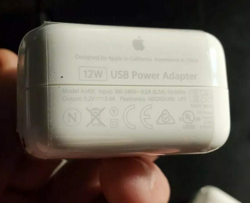 1 Apple 12W USB Power Travel Adapter AUTHINTIC APPLE IPHONE CHARGING BLOCK OEM