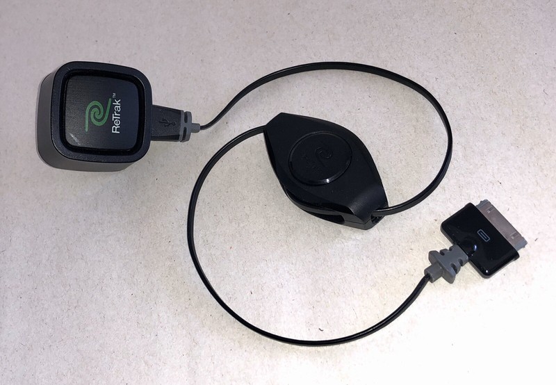 RETRAK 30-pin Apple Tangle-Free Connector Retractable Charging Cable • USB gallery