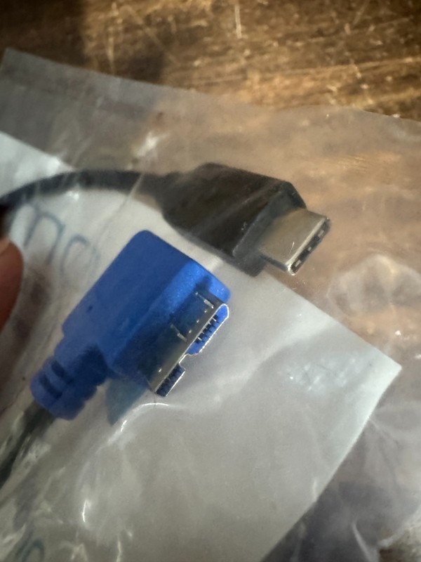 LOT 142 OEM Micro-B to USB/Type-C cable gallery