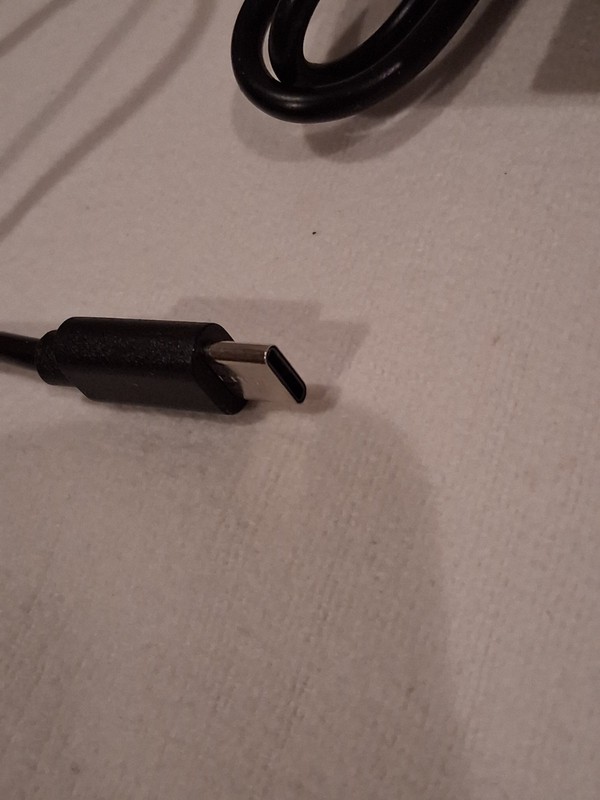 NEW Lot of 100 Black Short USB Type-C to USB Fast Data Charger Cable w/ 2 blocks gallery
