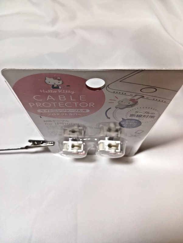 【Hello kitty 】cable protector/For iPhone/Preventing cable breakage/2 pieces gallery