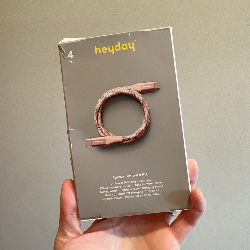 Heyday USB-C to USB A Charging Cable (4FT B Pink/White) - Damaged Box New gallery