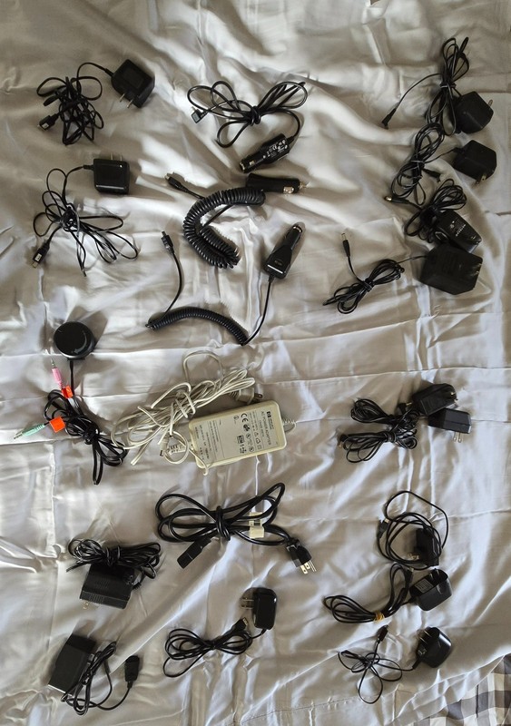 Assorted Lot of 20 Misc Electronic Charging Cable, Cords, Phone & Laptop cables