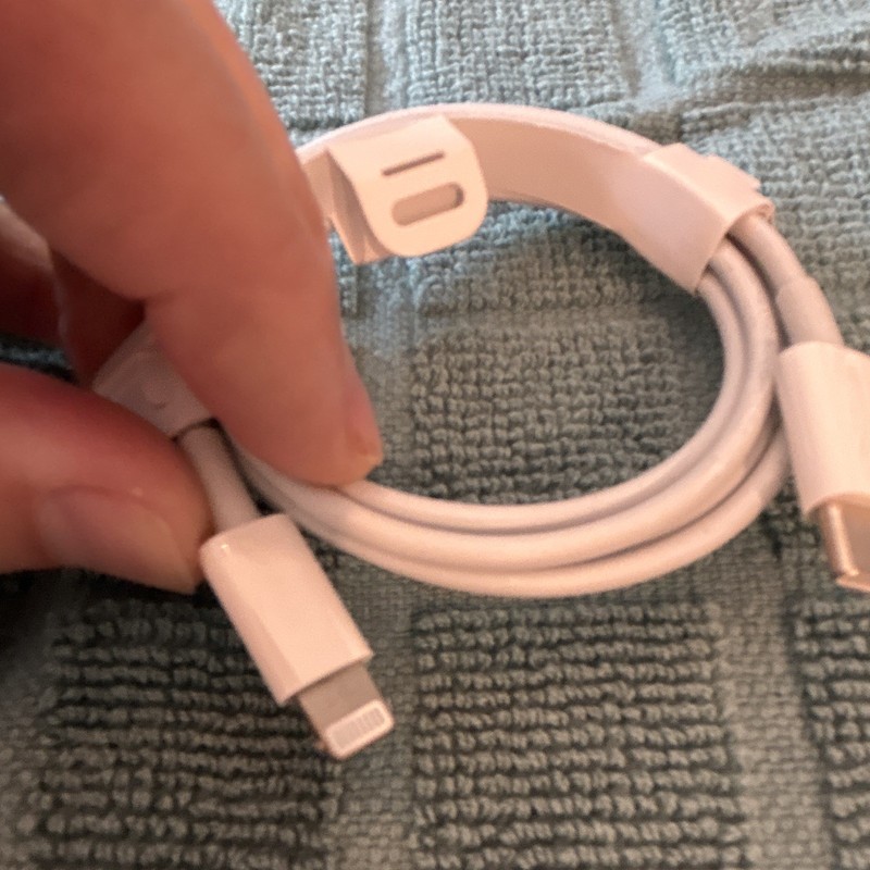 White USB-C Charging Cable 1m Universal Apple Brand MFI certified gallery