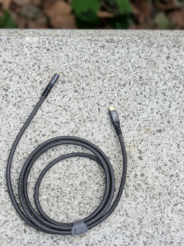 LEIRUI USB-C to USB-C Braided Cable 62 Inch 240W 20Gbps Fast Charge gallery