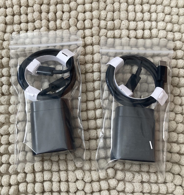 25W 2 Super Fast Charger with 2 Type C Charger Cable 3ft Black New