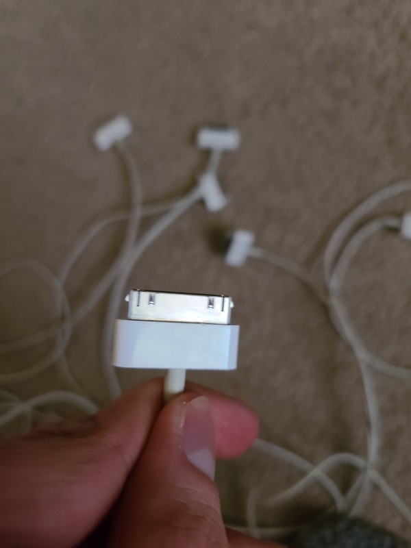 5 Original Apple USB Charger Data Sync Cable for iPhone 4/4S, 3S, iPod, iPad 2/3 gallery