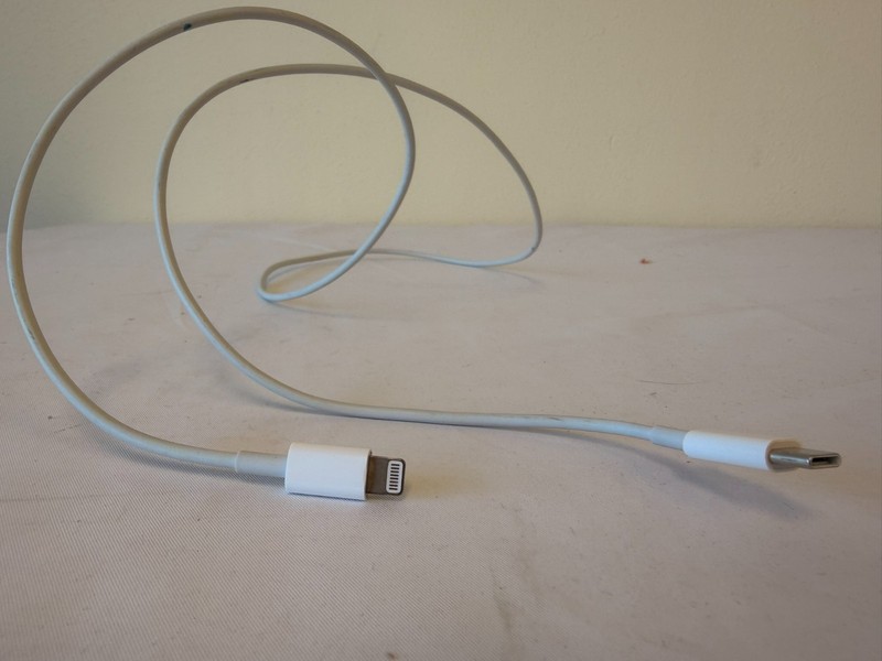 LOT 10 Apple OEM USB-C Lightning Cable 1 Meter 3FT Genuine iPhone iPad Tested gallery