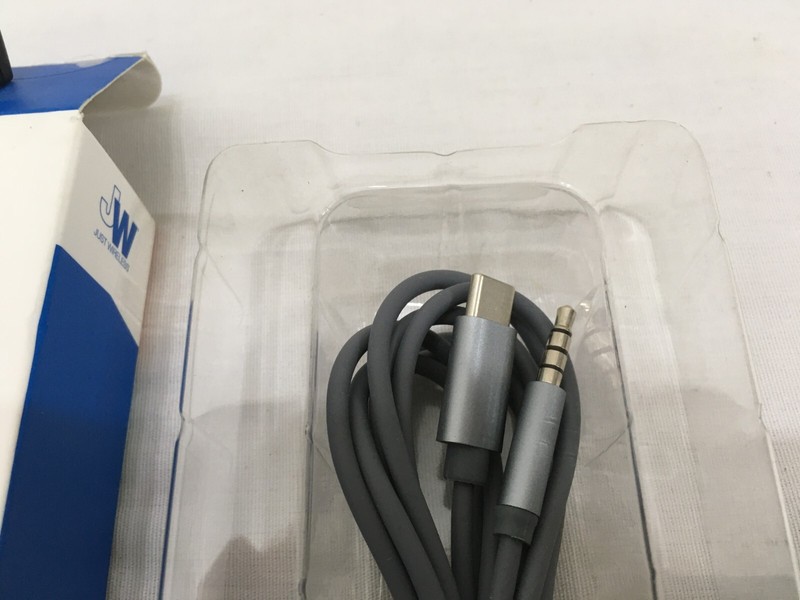 NEW Just Wireless 6-ft Audio Cable USB-C to 3.5mm Jack for Apple & Android (ob) gallery