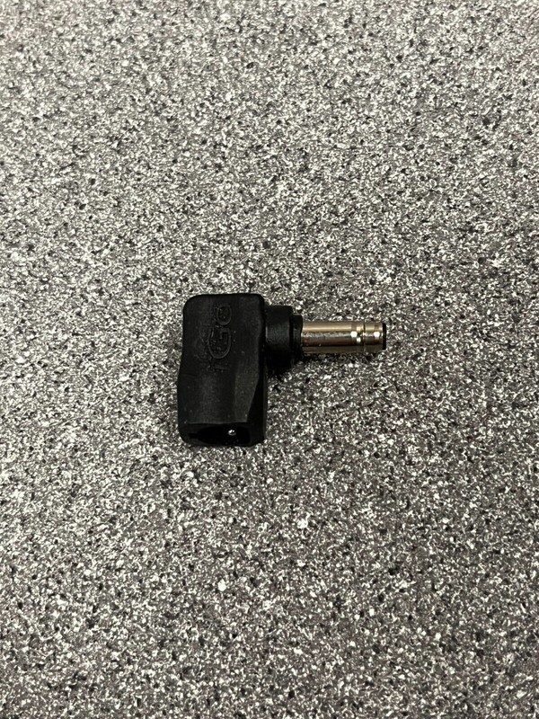 iGo Right Angle Adapter Tip #701 REV.A