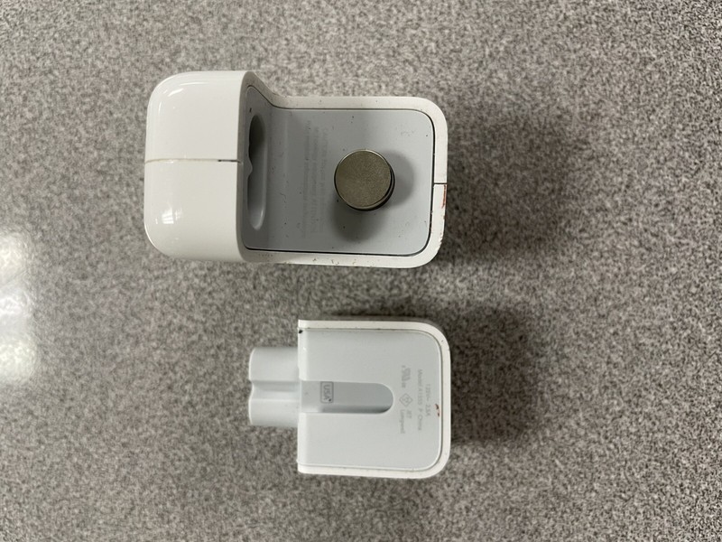 GENUINE Apple 12W USB Fast Charging Power Adapter for iPad/iPhone White, A1401 gallery