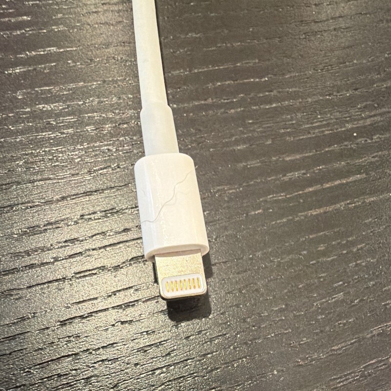 SD Card Reader to Lightning Adapter for Apple iPhone and iPad. MFi-Certified gallery