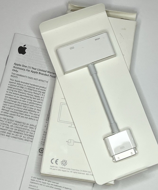 Apple 30-pin Digital AV Adapter Model A1422 New In Box gallery
