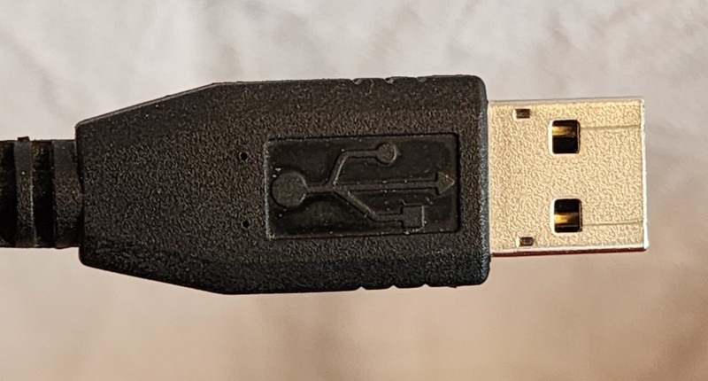 Motorola VCast ECOMOTO Media Manager Micro USB Cell Phone Data Sync Cable gallery