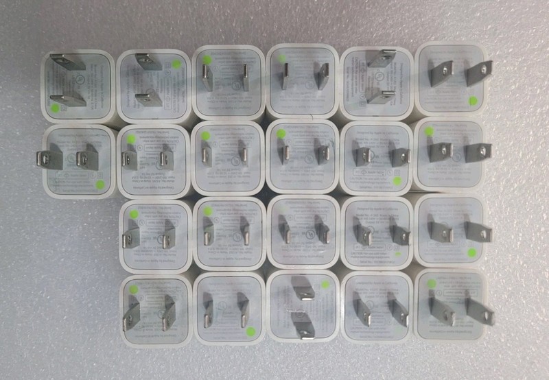 Lot Of 22 Genuine Apple 5W USB Wall Charger Power Adapters A1265