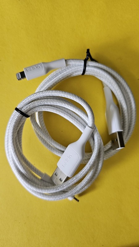 Aa3O Belkin Boostcharge Pro Braided Usb-A With Lighting Connector 2-pack White gallery