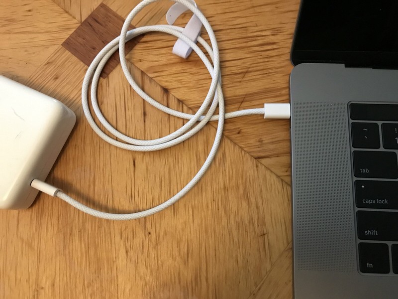 MacBook Pro Fast Charging Cable gallery