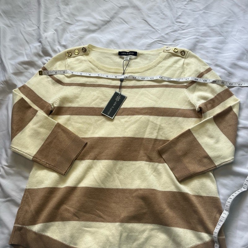 Cable & Gauge Cream and Tan Long Sleeve sweater - Size Small gallery