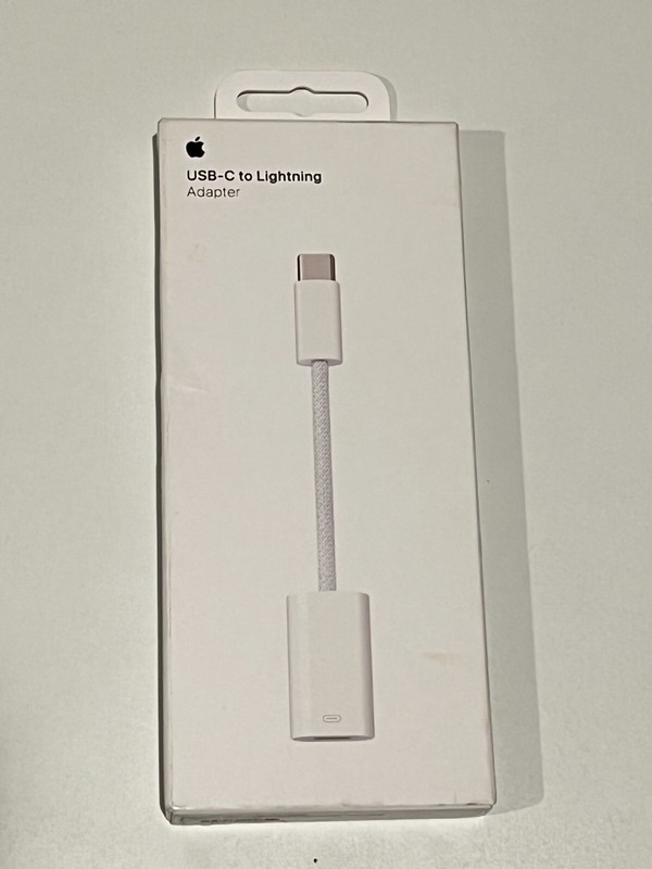 GENUINE Apple USB-C to Lightning Adapter MUQX3AM/A OPEN BOX