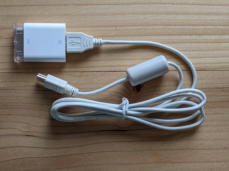 Apple USB to 30 Pin Adapter Model A1358 Includes Canon Camera Connector Cable