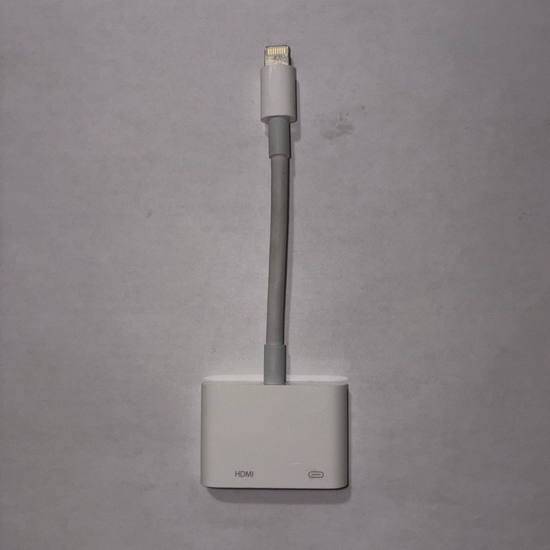 Apple Lightning to HDMI Adapter White 0.7 ft Cable for iPhone Glossy Plastic