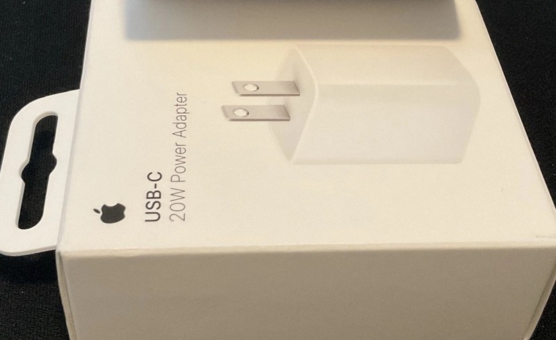 New Apple 20W USB C PowerAdapter (Charger) Sealed (30 Available)
