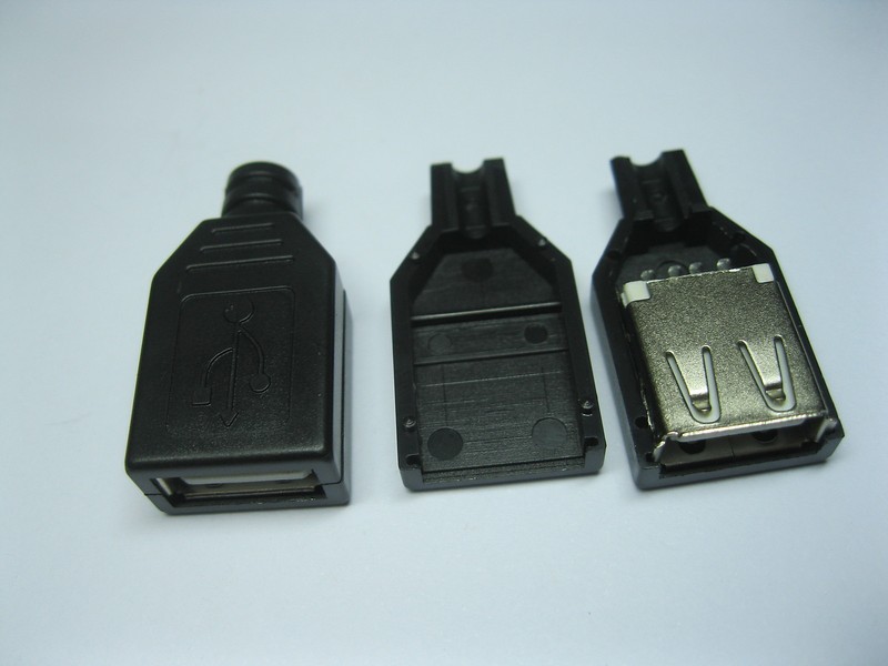 200 pcs Solder 3-Piece 4 pin USB Female Jack Connector Black Plastic Cover New gallery
