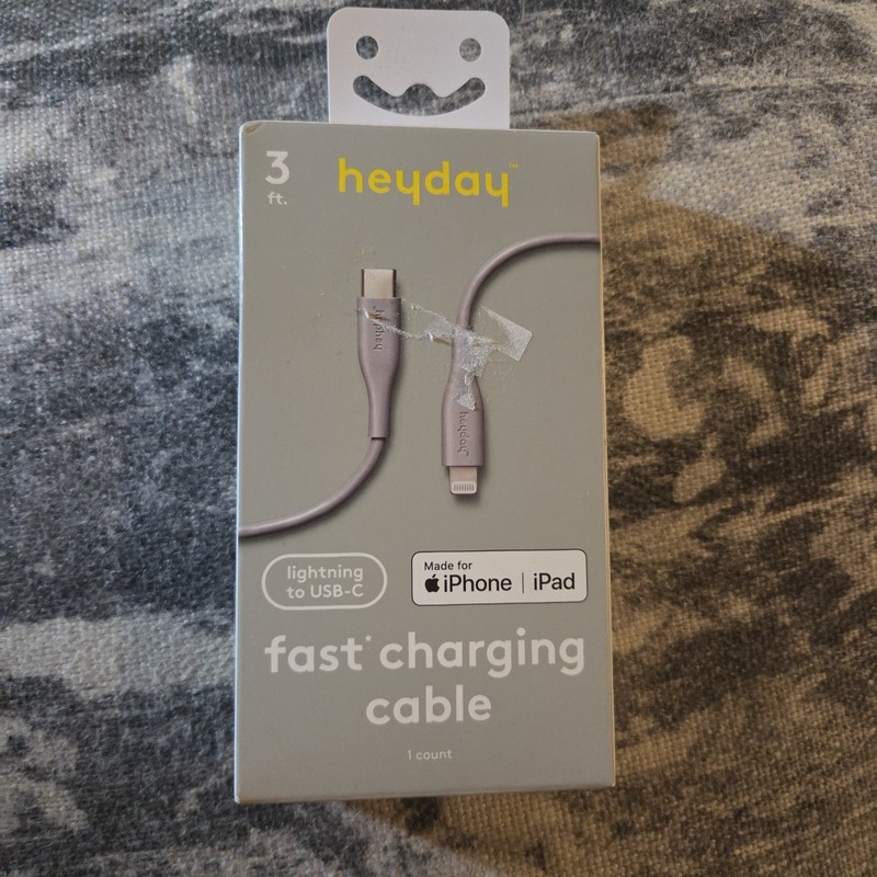 3’ heyday Lighting to USB-C Round Cable