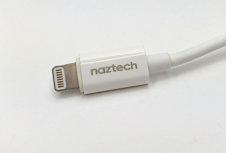 Naztech Lightning MFi-Certified to 3.5mm Headphone Adapter Cable w/Volume iPhone gallery