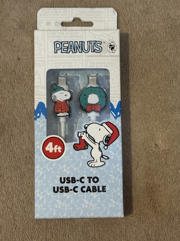 NEW, Peanuts Snoopy USB-C Cable 4ft Holiday 75th Anniversary