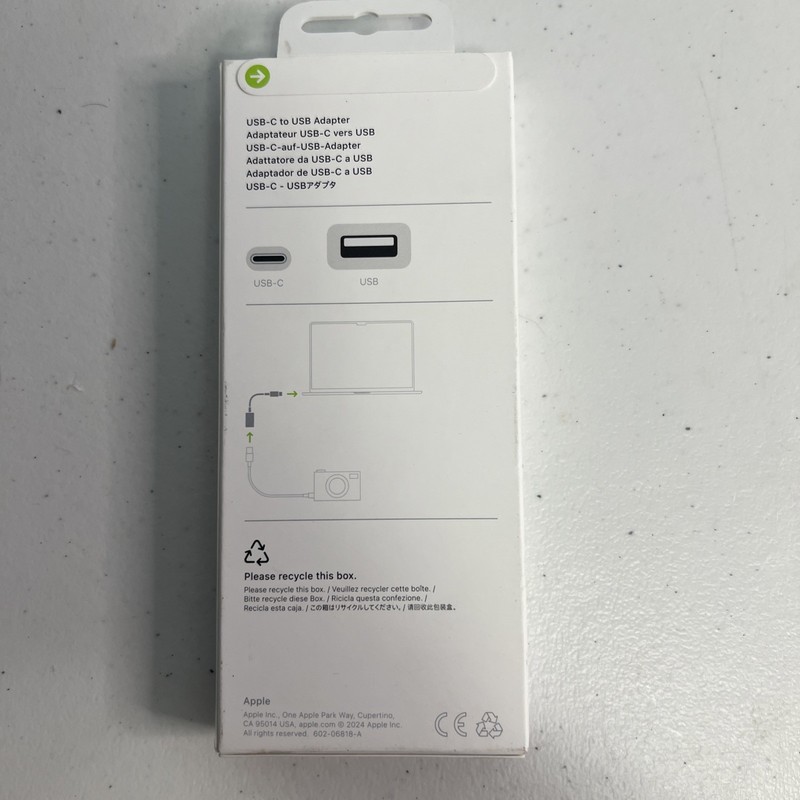 Apple MJ1M2AM/A USB-C to USB Adapter gallery