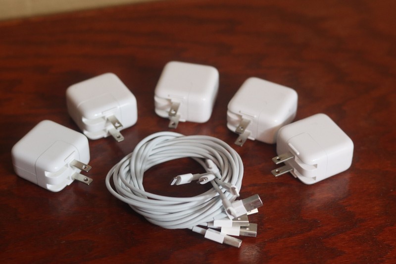5 X Apple 12W USB Power Adapter for iPhones w/ lightning cable included GENUINE gallery