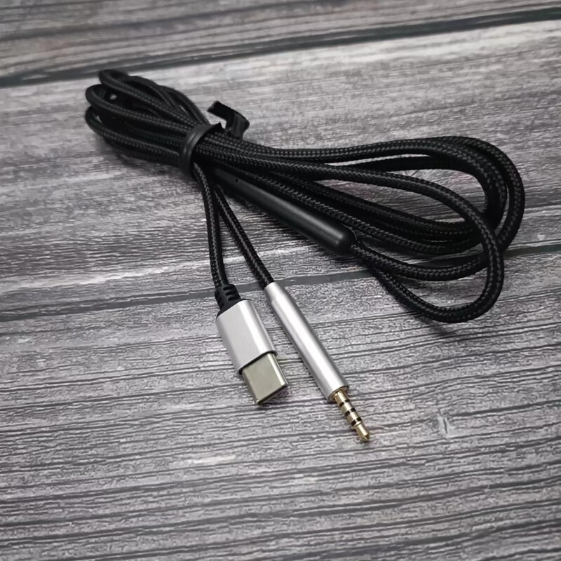 USB C to 2.5mm Male Cable for QC25/QC35/QC35II/QC45/NC700/Y40/Y45/Y50 Headset gallery