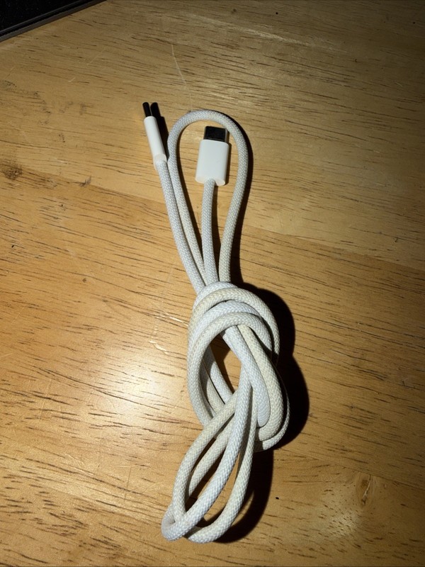 Apple 60W USB-C Charge Cable Genuine OEM 1m (3ft) A2795 Woven Braided Cord White