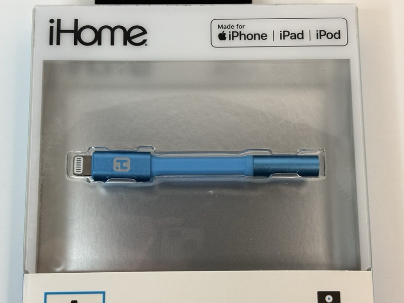 iHome Auxiliary Aluminum Audio Adapter For iPhone iPad iPod Brand New gallery