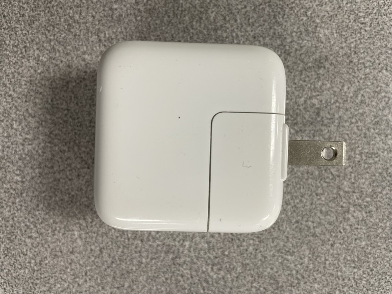 GENUINE Apple 12W USB Fast Charging Power Adapter for iPad/iPhone White, A1401
